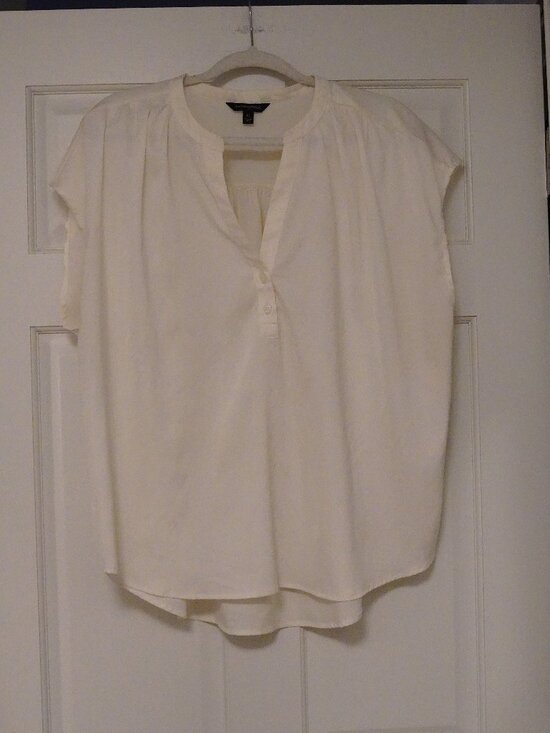 Banana Republic Factory Tops - Banana Republic Factory Ivory Split Neck Blouse XL Cap Sleeve Top